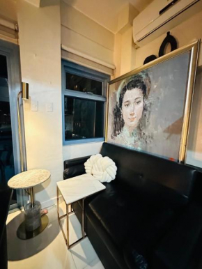 Modern 1BR Loft, City Center